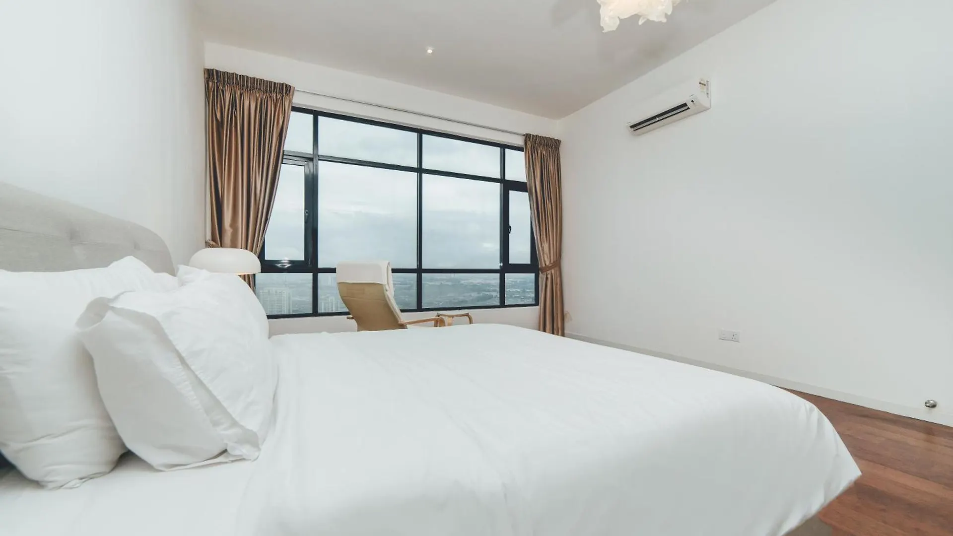 Molek High Floor Cozy Penthouse Apartment 5Br 12Pax By Our Stay Johor Bahru