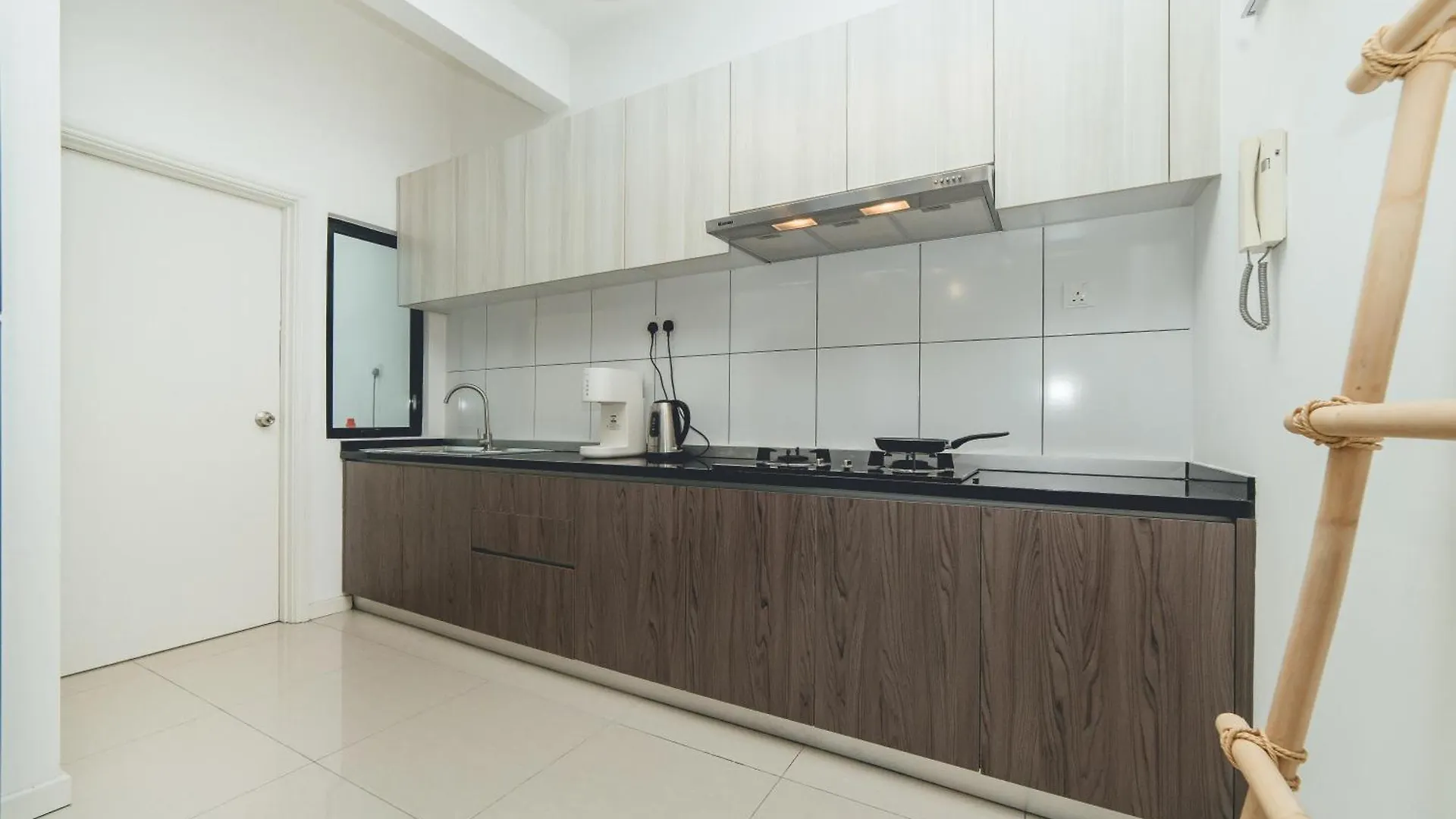 Molek High Floor Cozy Penthouse Apartment 5Br 12Pax By Our Stay Johor Bahru Malaysia