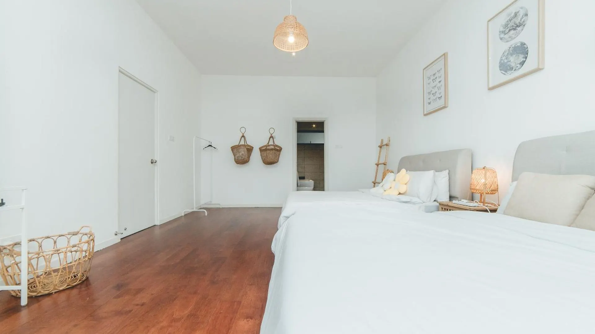 Molek High Floor Cozy Penthouse Apartment 5Br 12Pax By Our Stay Johor Bahru Malaysia